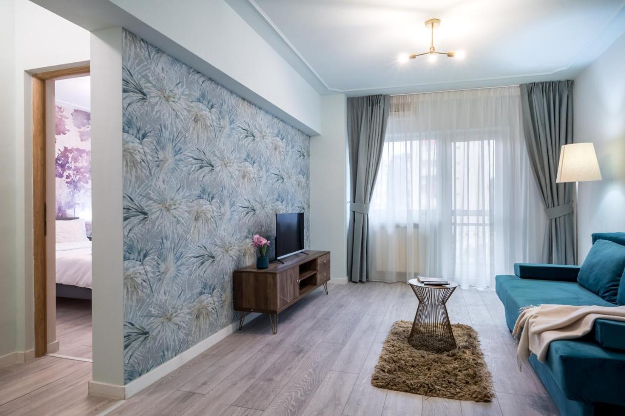 Felicity Apartment By The Park Bucarest Exterior foto