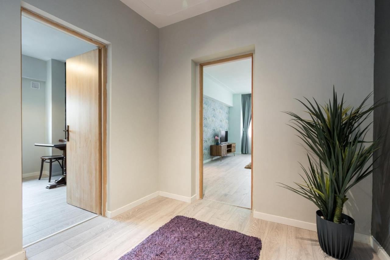 Felicity Apartment By The Park Bucarest Exterior foto