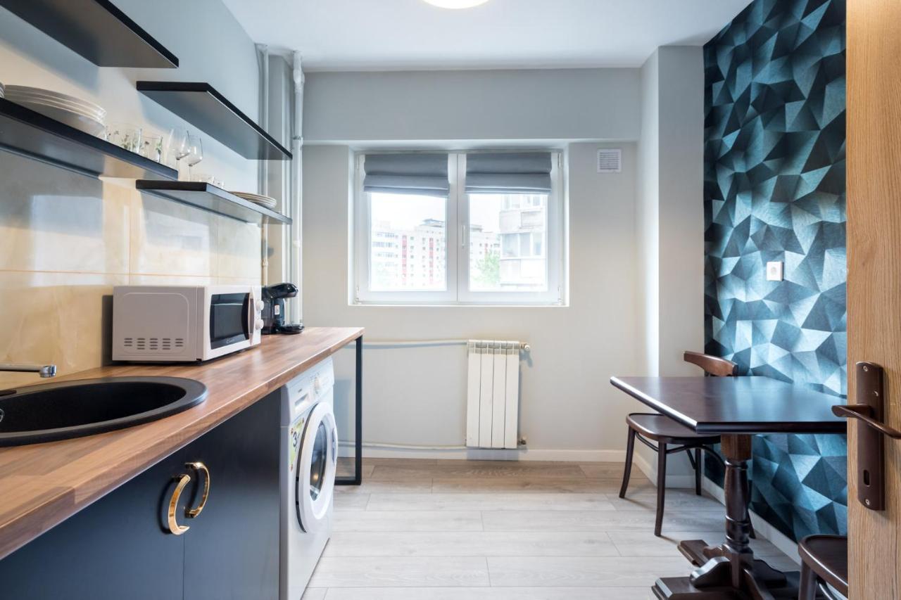 Felicity Apartment By The Park Bucarest Exterior foto