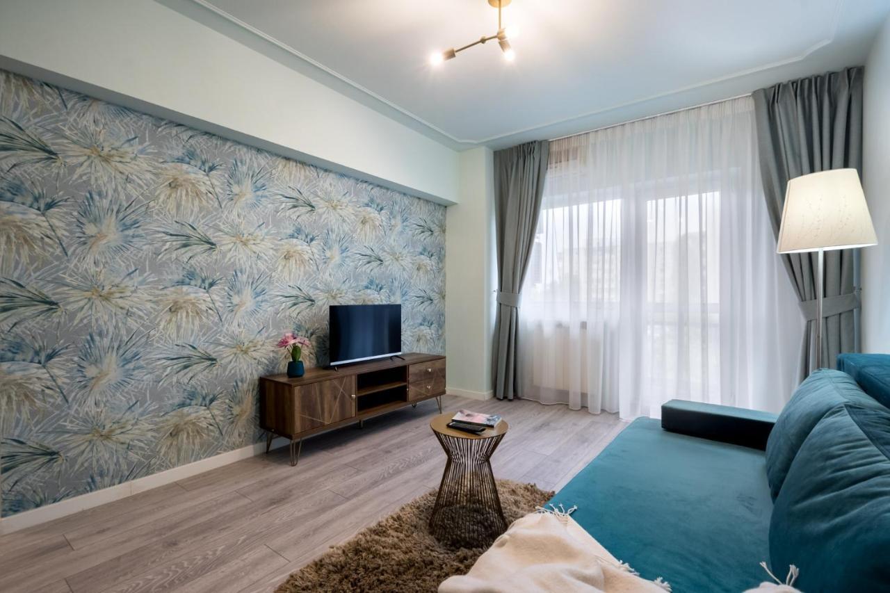 Felicity Apartment By The Park Bucarest Exterior foto
